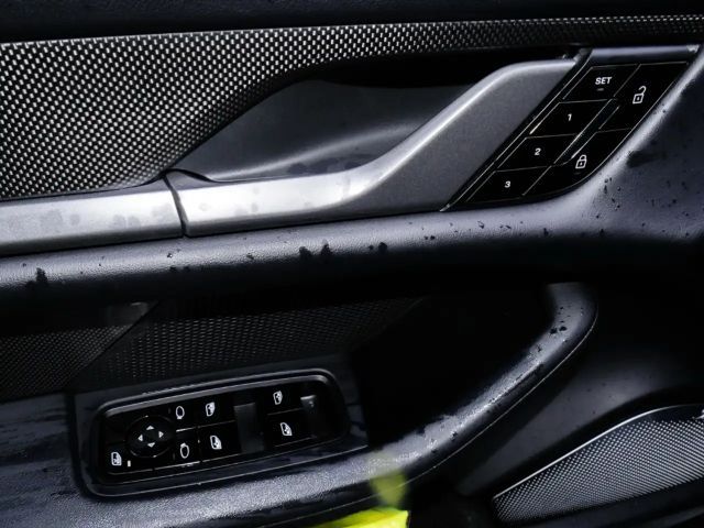 Porsche Taycan Cross Turismo S Turbo