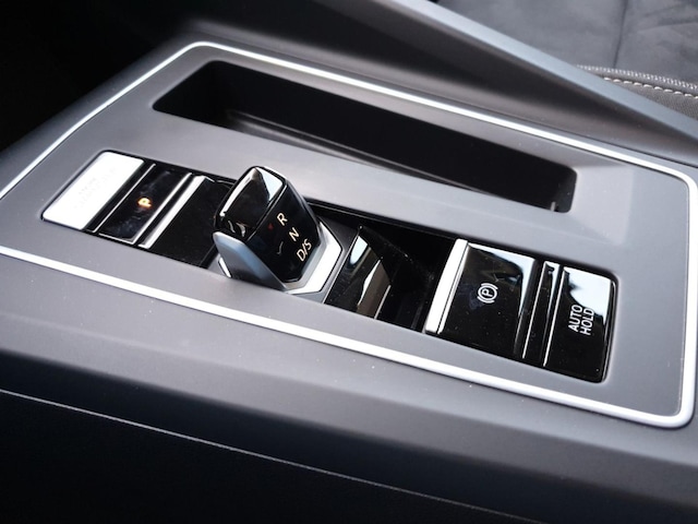 Volkswagen Golf 1.5 eTSI DSG Style