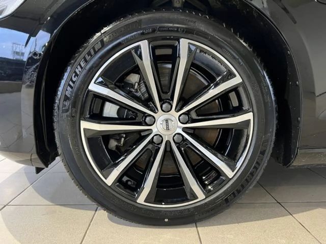 Volvo V60 AWD Dark Plus Recharge T6