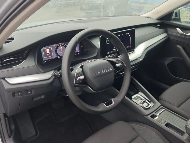 Skoda Octavia Essence TSI mHEV DSG