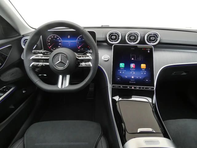 Mercedes-Benz C 220 4MATIC AMG Line C 220 d