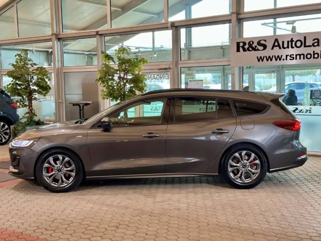 Ford Focus ST Line Wagon