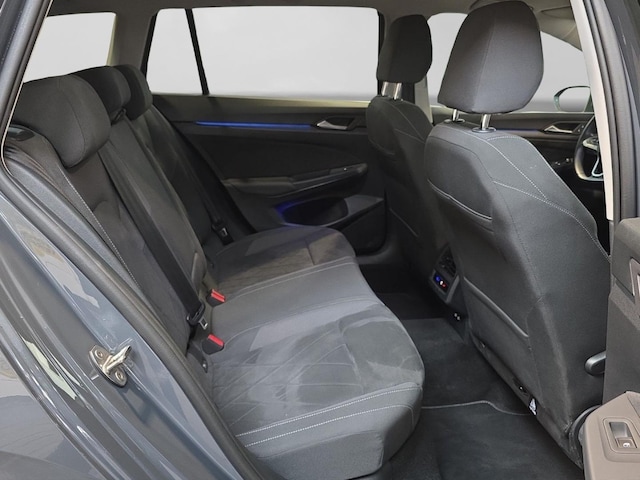 Volkswagen Golf DSG Style Variant