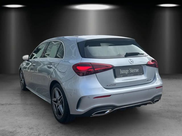 Mercedes-Benz A 250 4MATIC AMG Line