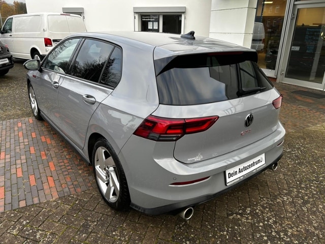 Volkswagen Golf 2.0 TSI DSG