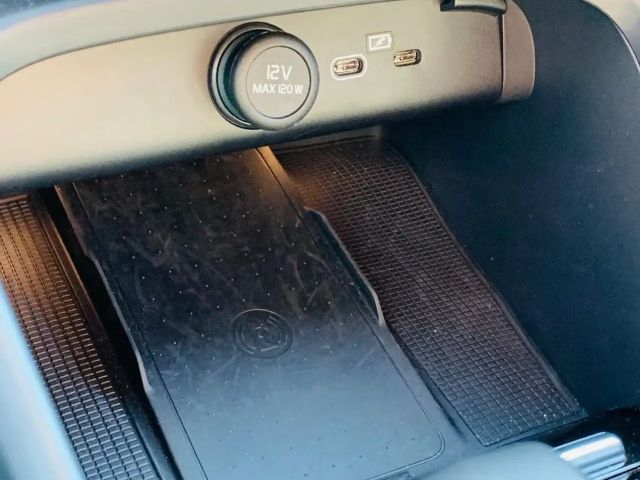 Volvo XC40 B3 B Aut. Navi 360° PILOT BLIS ACC PIXEL