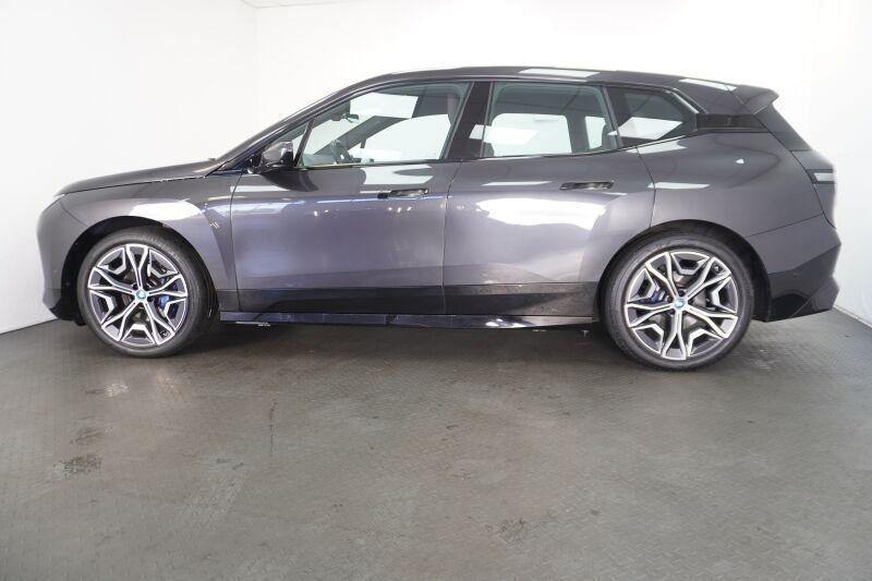 BMW iX xDrive40