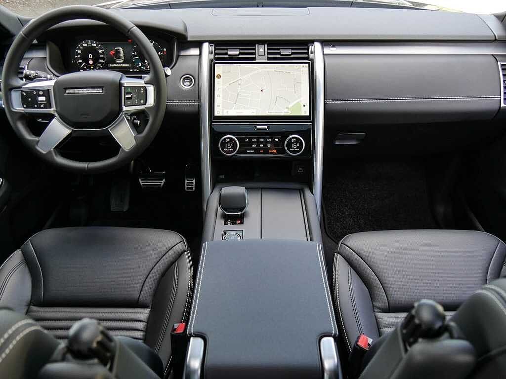 Land Rover Discovery D250 Dynamic SE