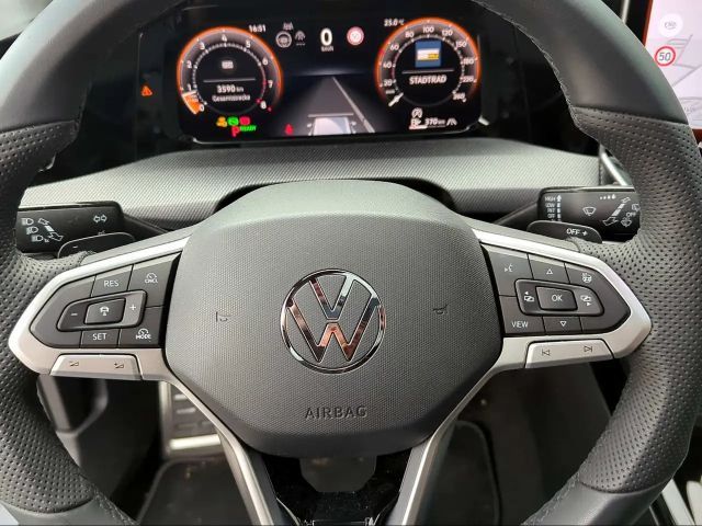 Volkswagen Golf DSG R-Line Variant