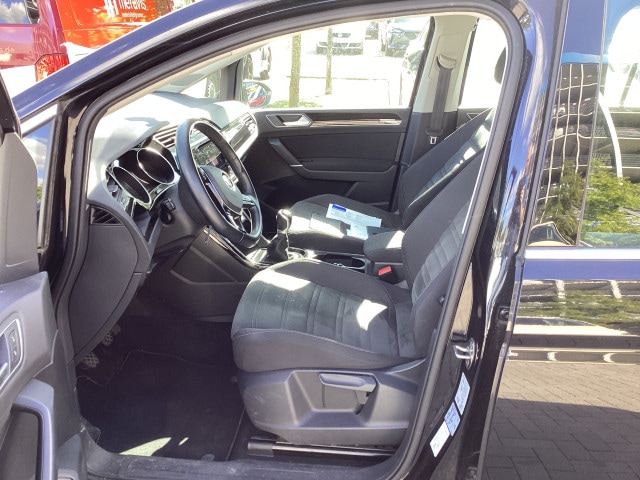 Volkswagen Touran Touran 1.5 TSI Highline AHK Navi ACC LED Sitzhzg
