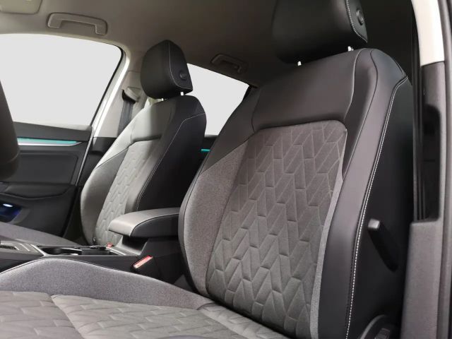 Volkswagen Golf DSG Life