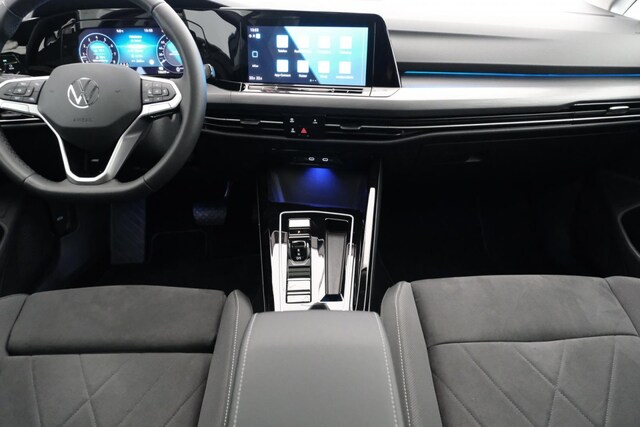 Volkswagen Golf DSG Golf VIII Style