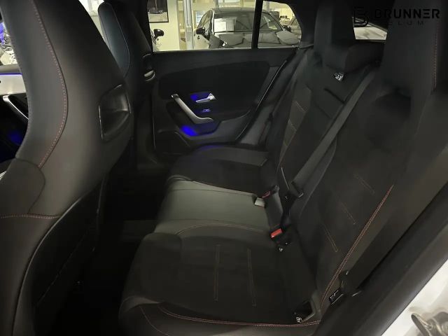 Mercedes-Benz CLA 200 AMG Line Shooting Brake