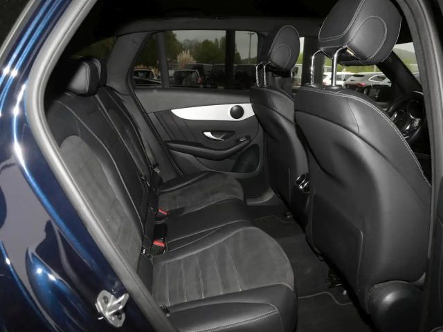 Mercedes-Benz GLC 300 4MATIC AMG Line