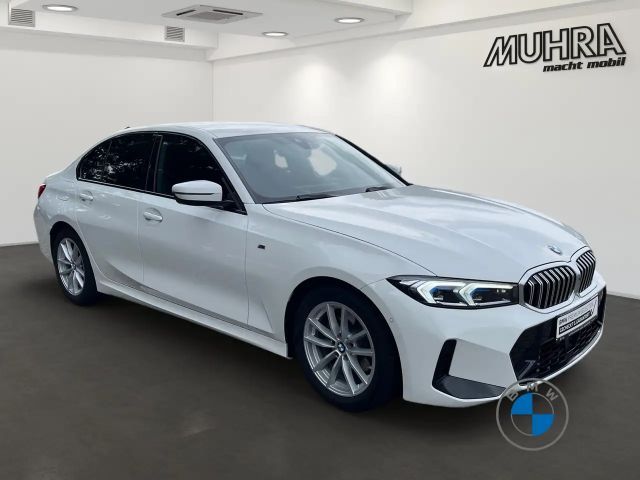 BMW 320 320d M-Sport Sedan