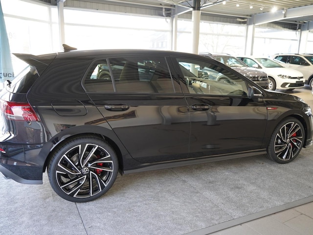 Volkswagen Golf GTI Style