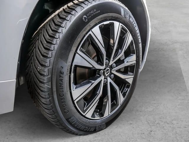 Volvo XC60 AWD Dark Plus