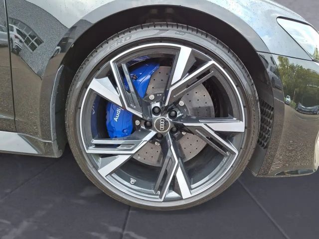 Audi RS6 Avant Quattro