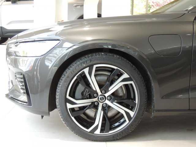 Volvo V60 AWD Dark Plus Recharge T6