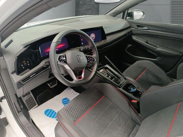 Volkswagen Golf 2.0 TSI DSG