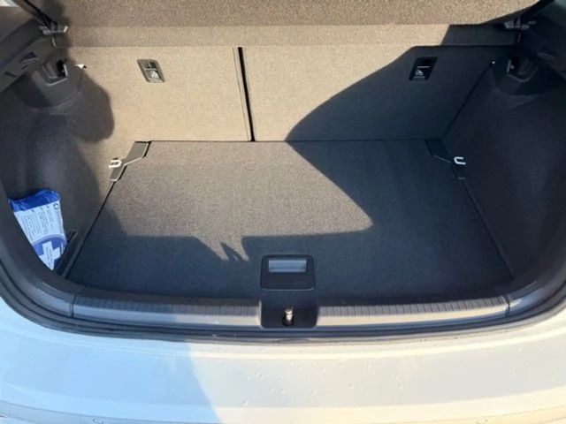 Volkswagen Polo 1.0 TSI IQ.Drive Style