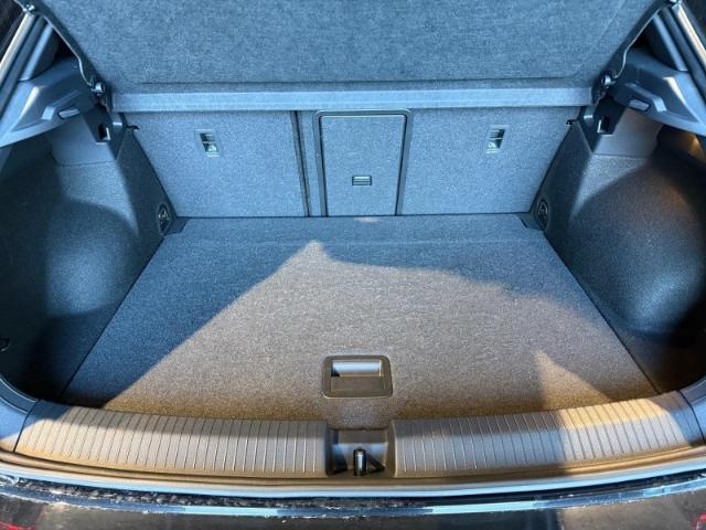 Volkswagen T-Roc 1.5 TSI DSG IQ.Drive R-Line