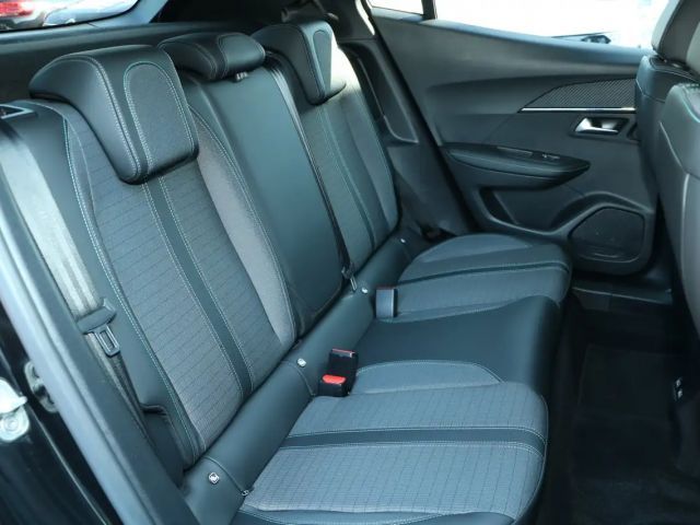 Peugeot E-2008 Allure Pack