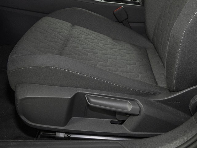 Volkswagen Golf 1.5 eTSI DSG Golf VIII