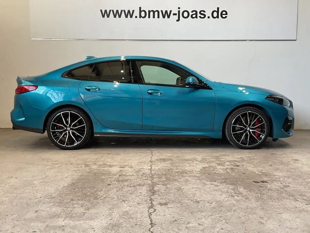 BMW 220 220i Coupé M-Sport