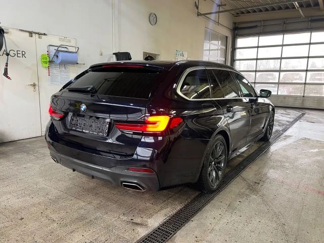 BMW 530 530d M-Sport xDrive