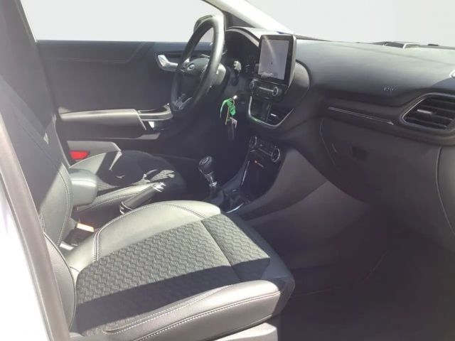 Ford Puma EcoBoost Titanium