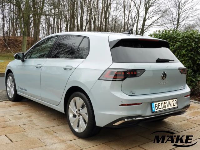 Volkswagen Golf 1.5 eTSI DSG IQ.Drive Style