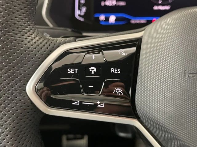 Volkswagen Tiguan 2.0 TSI R-Line