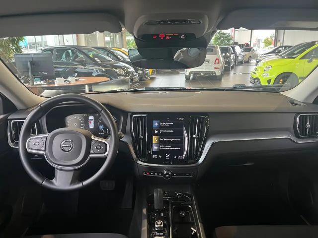 Volvo V60 Momentum