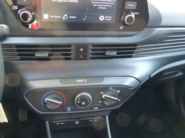 Hyundai i20 APPLE SHZ LHZ KAMERA TEMPOMAT