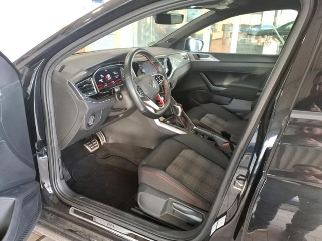 Volkswagen Polo 2.0 TSI DSG IQ.Drive