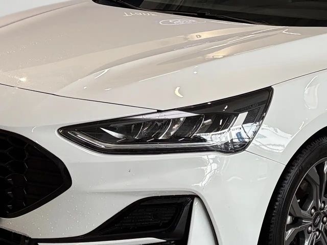 Ford Focus ST Line Wagon