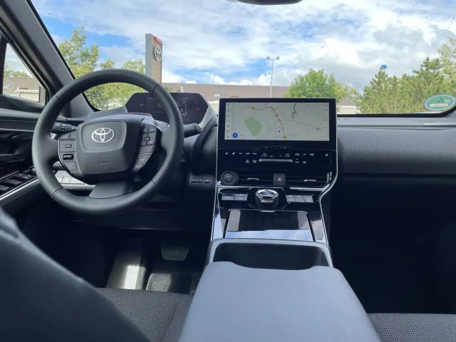 Toyota bZ4X Teamplayer *TOP*