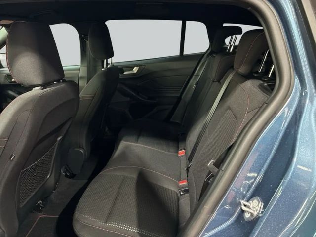 Ford Focus EcoBoost ST Line Wagon