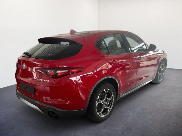 Alfa Romeo Stelvio AT8 Q4 TI