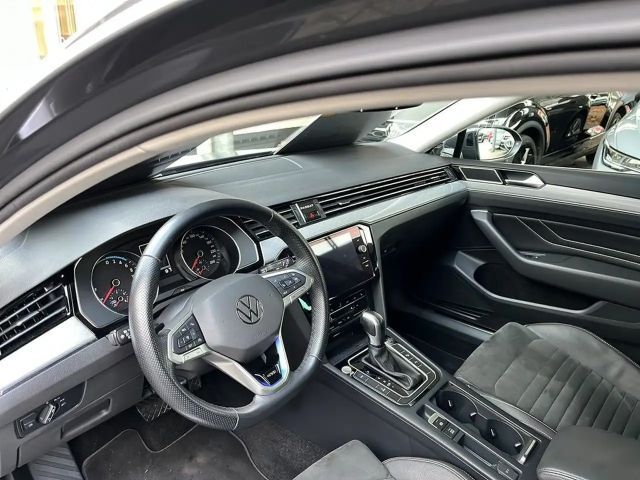 Volkswagen Passat DSG GTE Variant