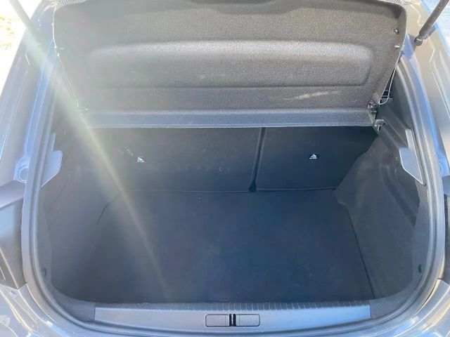 Peugeot E-208 GT-Line Hybrid