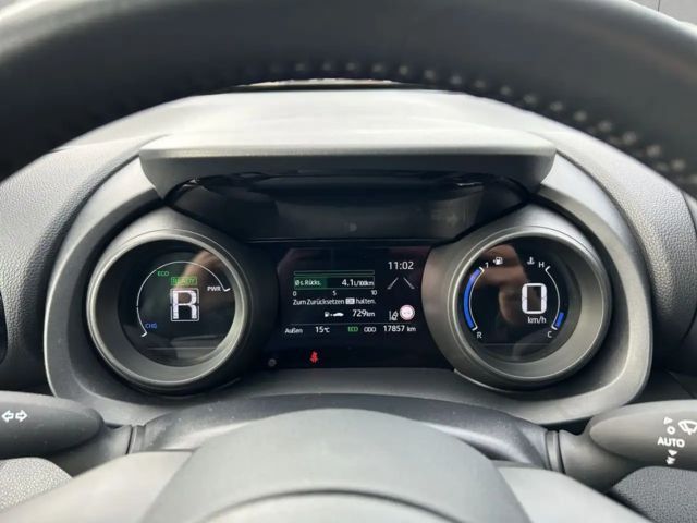 Toyota Yaris Hybride Team D VVT-i