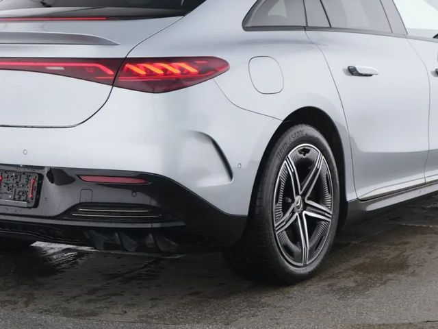 Mercedes-Benz EQE 300 AMG Line Sedan