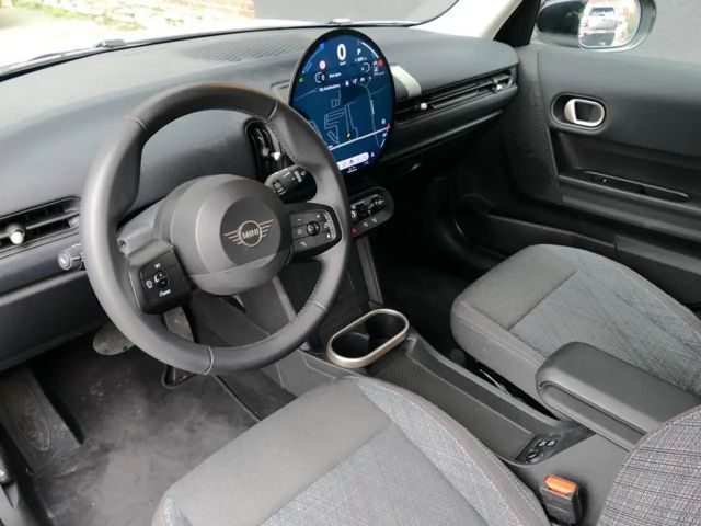 MINI Cooper Essential