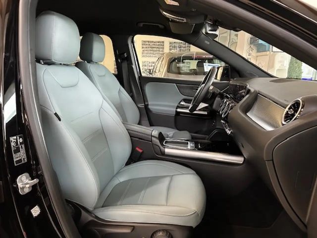 Mercedes-Benz GLA 200 Modelljahr2025+Night+Fondsitze verstellbar+AHK+DIS