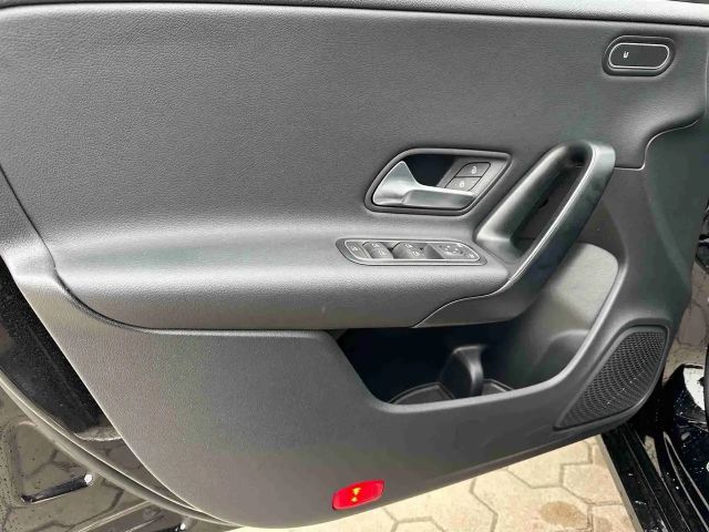 Mercedes-Benz CLA 200 CLA 200 d Shooting Brake