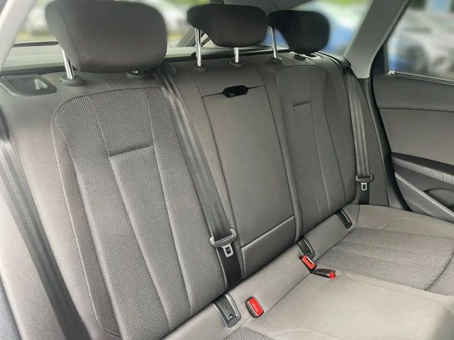 Audi A4 35 TFSI S-Tronic