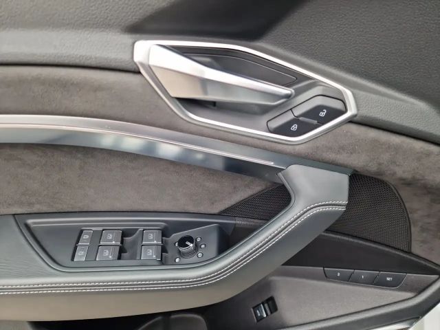 Audi e-tron S MATRIX S-Sitze AHK ACC HuD B&O Kam. 21"