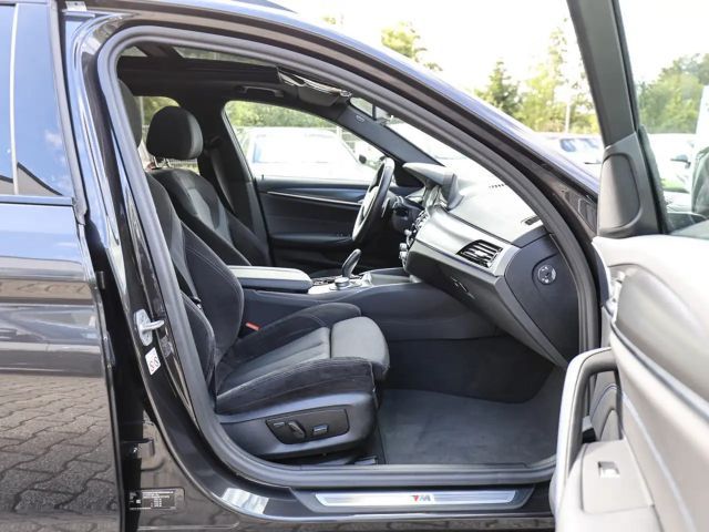 BMW 520 520d M-Sport Touring